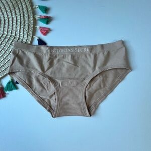 Victoria’s Secret Bare Seamless Rib Hiphugger Panty Large NEW